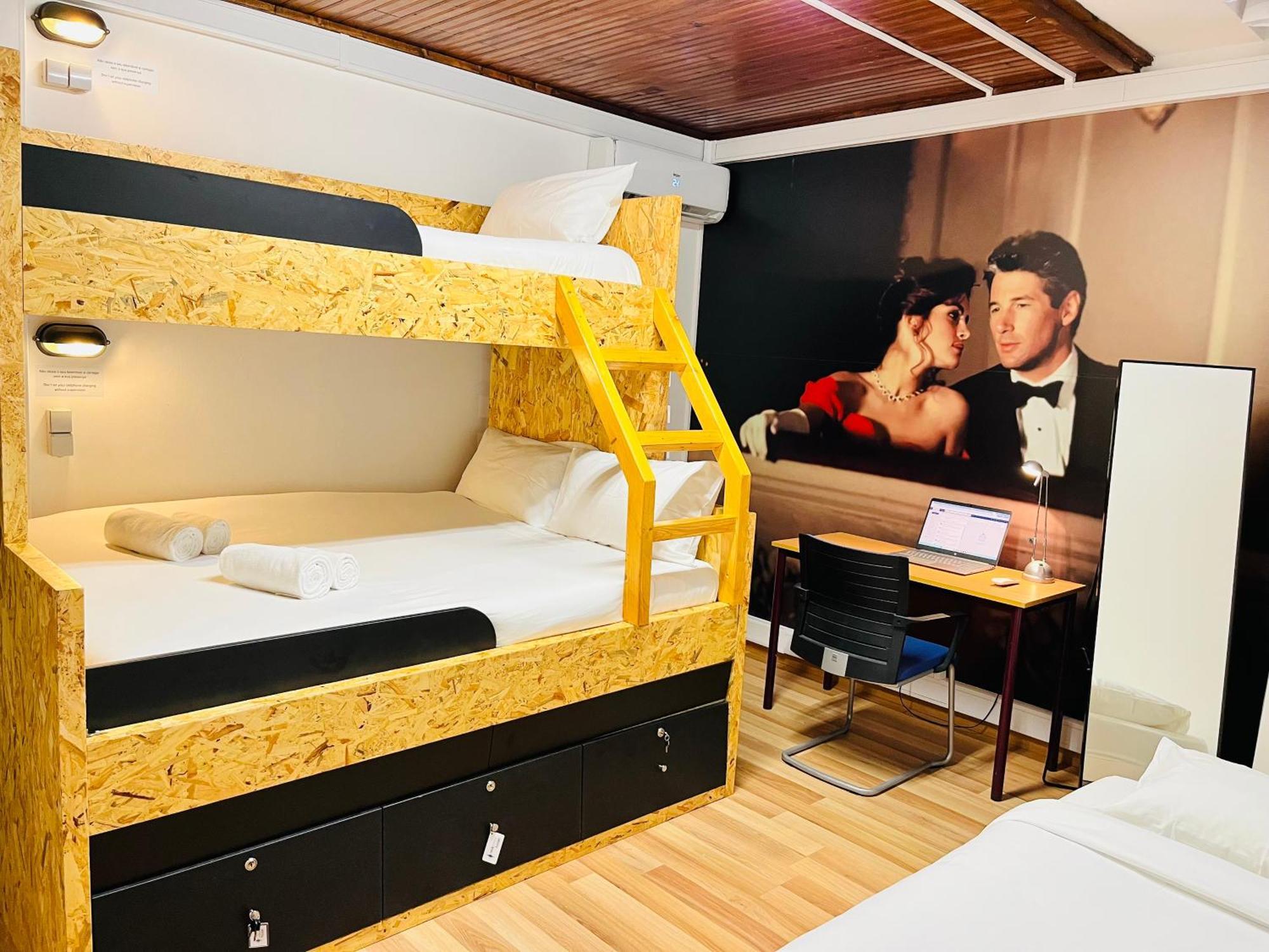 Lagos Central Rock School Hostel ,Algarve מראה חיצוני תמונה